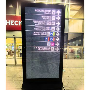 Outdoor LED TOTEM DISPLAY